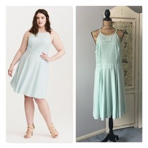 Torrid Lace Bodice & Chiffon Dress Sz 14